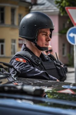 Сериал Стражник